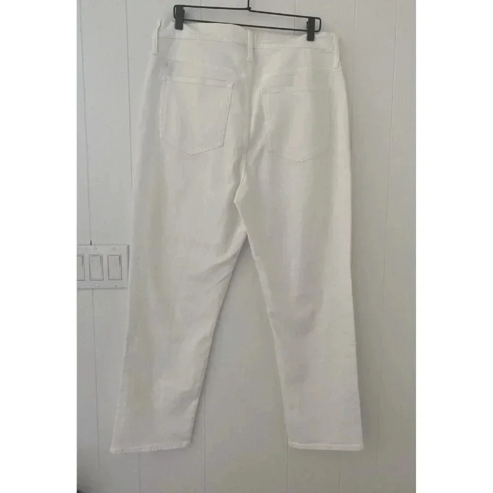 J.Crew Classic Straight Jean in White Size 33 -New‎ I108